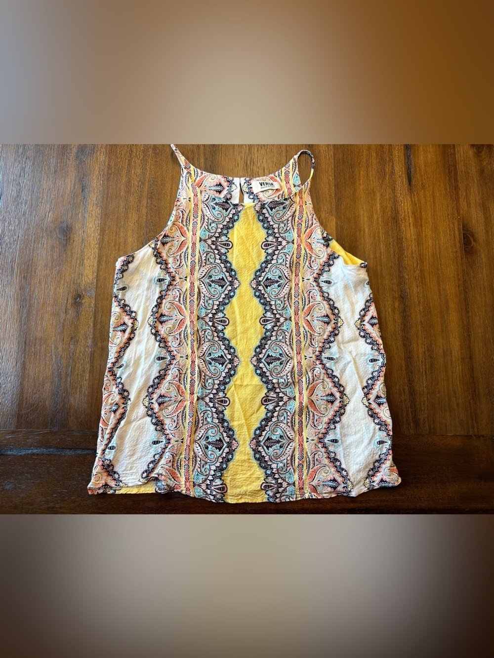 Verse Women’s Yellow Paisley-Print Halter Tank Top- size Large